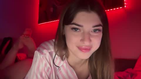 Snapshot of dianaa_lee chatting on 10-09-25, 11:14 DIANA online show from 10-09-25, 11:14