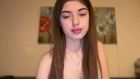 Snapshot of dianaa_lee chatting on 11-22-25, 11:48 DIANA online show from 11-22-25, 11:48