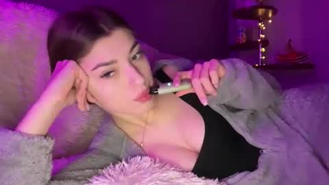 Snapshot of dianaa_lee chatting on 02-26-26, 10:53 DIANA online show from 02-26-26, 10:53