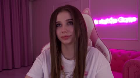 Diana online show from 12-15-24, 10:37