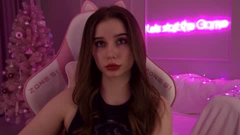 Diana online show from 12-18-24, 04:53