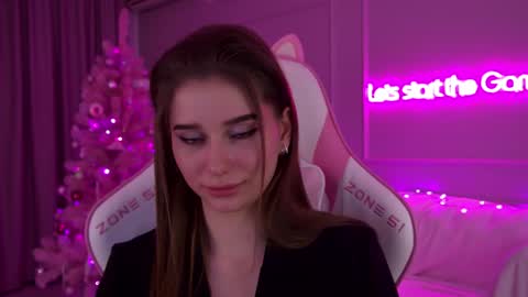 Diana online show from 12-23-24, 12:57