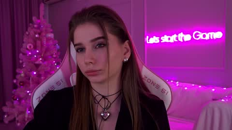 Diana online show from 12-23-24, 04:01