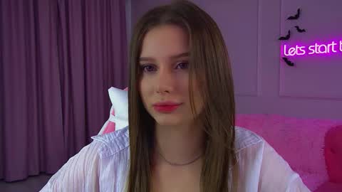 Snapshot of dianabecker chatting on 11-04-25, 03:16 Diana online show from 11-04-25, 03:16