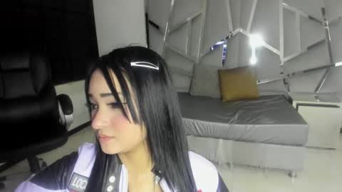 dianarous online show from 12-25-24, 04:33