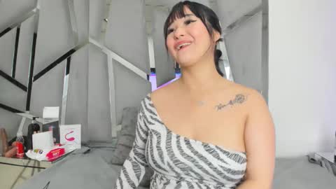 dianarous online show from 11-07-25, 04:12