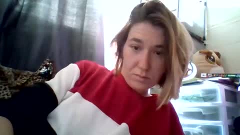 Snapshot of dianarussell864 chatting on 10-18-25, 02:29 dianarussell864 online show from 10-18-25, 02:29