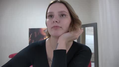 Snapshot of dianemills chatting on 01-26-25, 11:39 Diane Mills online show from 01-26-25, 11:39