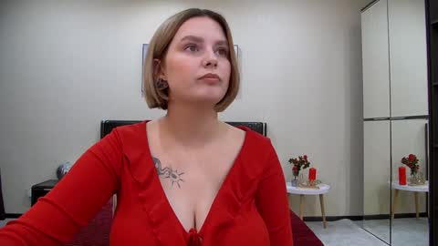 Snapshot of dianemills chatting on 01-29-25, 10:11 Diane Mills online show from 01-29-25, 10:11