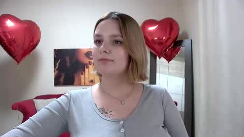 Snapshot of dianemills chatting on 02-23-25, 11:36 Diane Mills online show from 02-23-25, 11:36