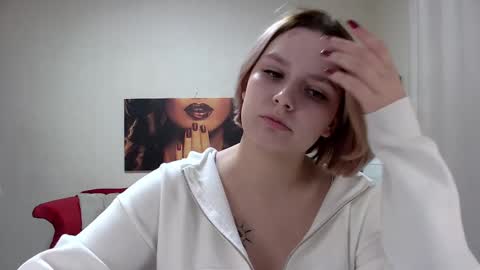 Snapshot of dianemills chatting on 03-09-25, 05:28 Diane Mills online show from 03-09-25, 05:28