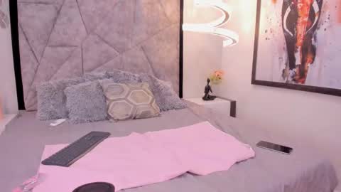 Snapshot of diannevega chatting on 11-04-25, 06:40 call me princess dianne online show from 11-04-25, 06:40