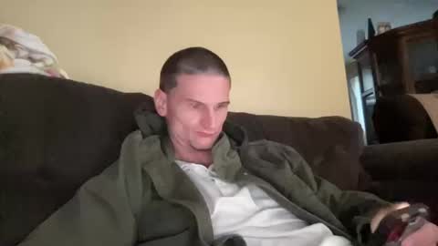 Snapshot of dickabitchdown chatting on 10-10-25, 11:20 DickABitchDown Alexys real spanishmami online show from 10-10-25, 11:20