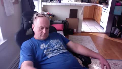 Snapshot of dickflasher5 chatting on 01-17-26, 06:33 Richard Fleischer online show from 01-17-26, 06:33