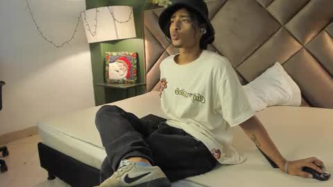 dickie_dicking online show from 12-15-25, 10:36