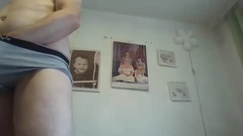 Snapshot of dickxxxd chatting on 11-04-25, 07:18 dickxxxd online show from 11-04-25, 07:18