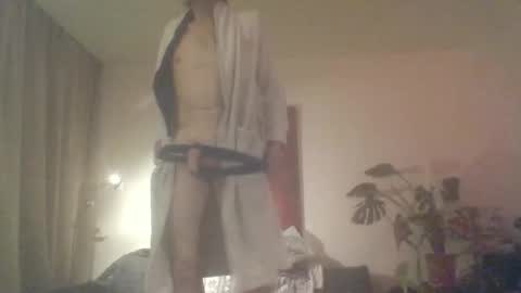 didierhobiecat16 online show from 01-10-26, 07:54