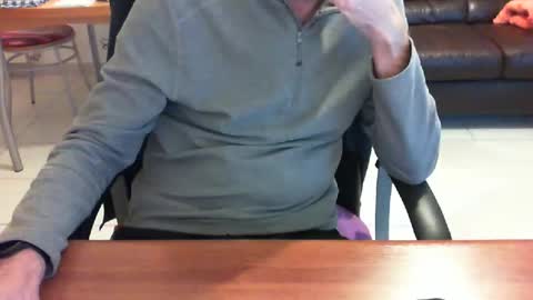 didonc from france..... online show from 02-14-26, 07:54