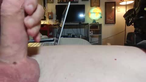 Snapshot of didudoit chatting on 12-28-24, 08:25 Dug 53 online show from 12-28-24, 08:25