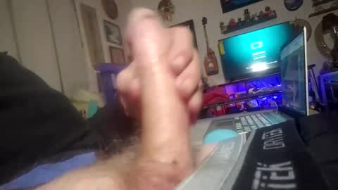 Snapshot of didudoit chatting on 11-23-25, 05:18 Dug 53 online show from 11-23-25, 05:18