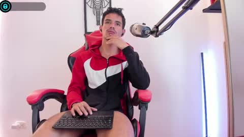 Diego lat online show from 09-19-25, 09:04