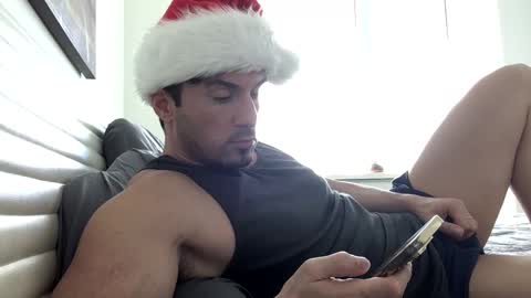 Snapshot of diegodavids chatting on 12-17-24, 07:26 diegodavids online show from 12-17-24, 07:26
