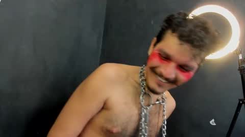 diemond_latinx98 online show from 01-07-26, 06:21