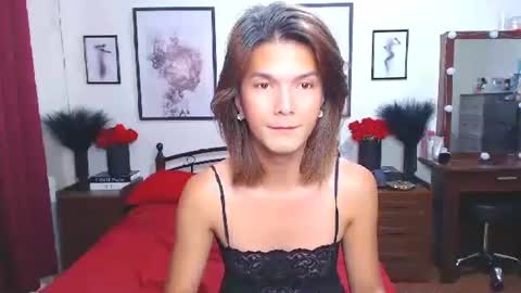 Dennesse online show from 10-21-25, 02:01