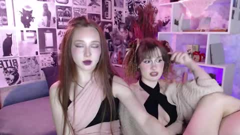 Hi im Alice 3 Im usualy online 03-10 or 17-21 UTC0 online show from 10-27-25, 05:50