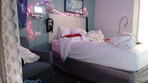 Digital Dust online show from 10-05-25, 02:21