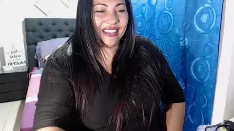 Mariana online show from 01-22-25, 02:04