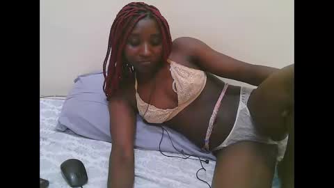 Dijah online show from 11-22-25, 02:27