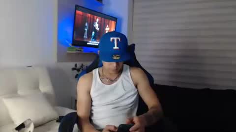 dilanxxx8888 online show from 01-14-26, 04:40