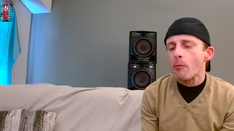 Dilldough405 online show from 01-03-25, 08:54