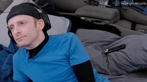 Dilldough405 online show from 09-08-25, 05:01