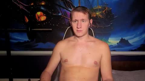 Snapshot of dimastyzzz chatting on 11-22-25, 10:31 Dimetriusen online show from 11-22-25, 10:31