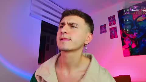 Julian Independent Model online show from 01-16-26, 11:42