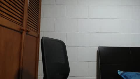 Dimitri online show from 02-13-26, 05:03