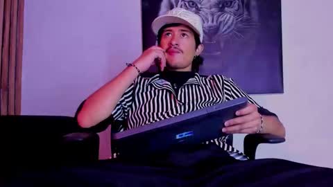 Dimitri online show from 09-08-25, 07:02
