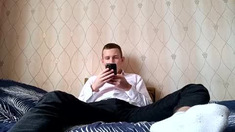 Snapshot of dimyanworld000 chatting on 01-17-25, 08:24 D V online show from 01-17-25, 08:24