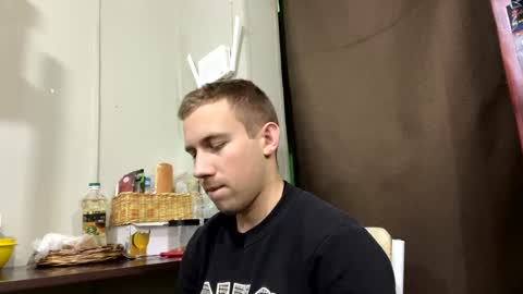 Snapshot of dimyanworld000 chatting on 01-18-25, 06:53 D V online show from 01-18-25, 06:53