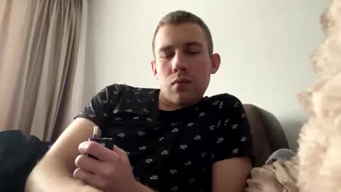 Snapshot of dimyanworld000 chatting on 01-19-25, 10:39 D V online show from 01-19-25, 10:39