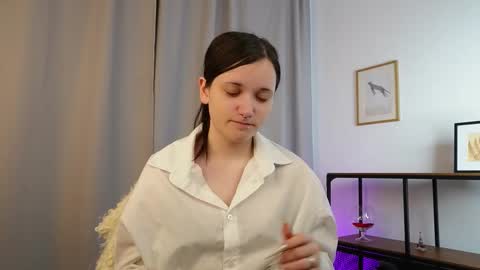 Rina online show from 10-18-25, 04:15