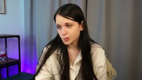 Rina online show from 10-22-25, 04:13