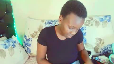 Snapshot of dinnydakrazx chatting on 10-20-25, 06:14 dinnydakrazx online show from 10-20-25, 06:14