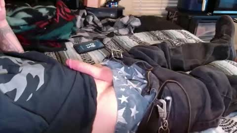 dino695802 online show from 10-27-25, 01:15