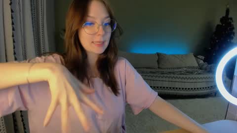 Snapshot of dinochka_ chatting on 12-14-24, 01:16 Dina online show from 12-14-24, 01:16