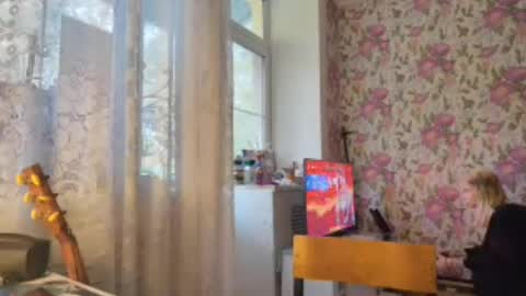 dinorahmroczkowski online show from 09-25-25, 07:56