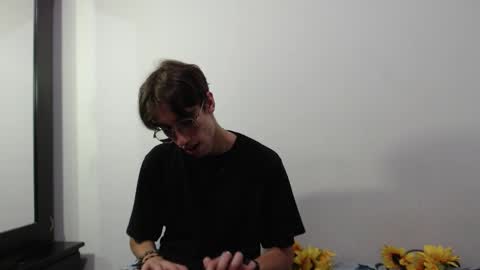 Snapshot of dio_star chatting on 11-13-25, 12:42 Dio online show from 11-13-25, 12:42