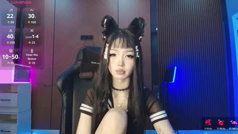 Snapshot of dion_lee9 chatting on 03-01-26, 04:31 Reina online show from 03-01-26, 04:31